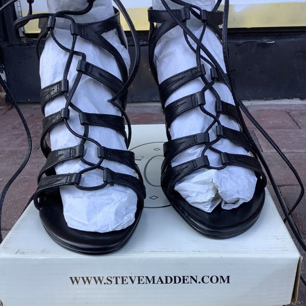 Steve Madden Sexi Black Strap Shoes Size 8